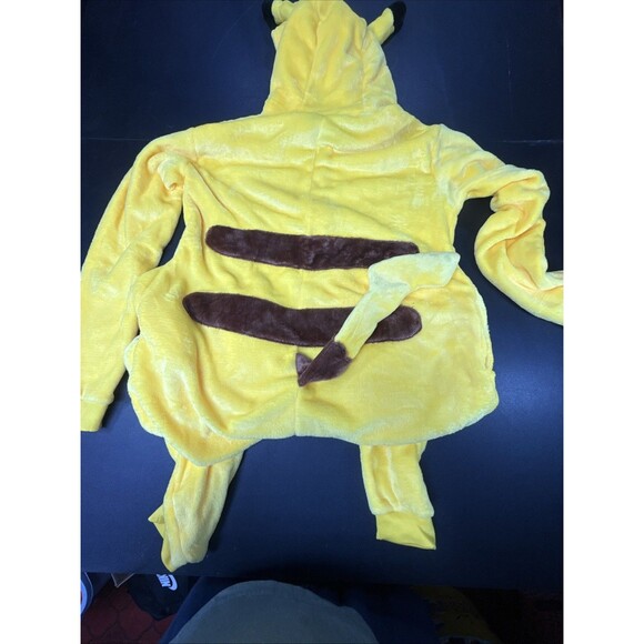 Unisex Pikachu Adult Deluxe Costume/Pajamas Medium Yellow - Picture 8 of 9